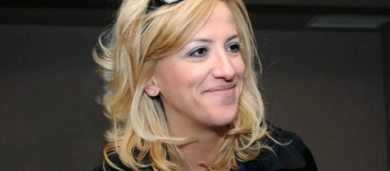 «Εσπασε» ο πάγος: Αγκαλίτσες και χαδάκια Δούρου - Χαρδαλιά (φωτο)